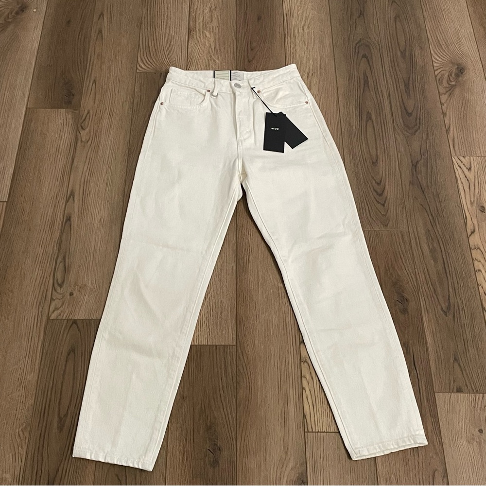 NEW Neuw Lola Super High Rise Mom Off White Jeans